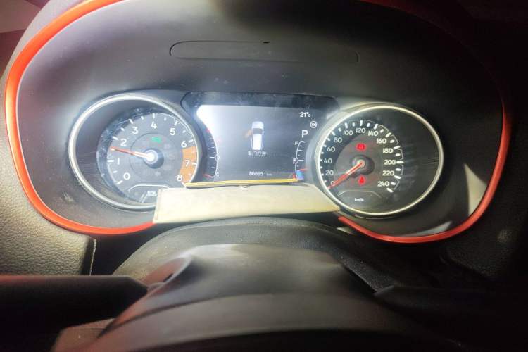 Used Jeep Compass 2017 200TS Automatic High-Performance All-Wheel Drive Edition Instrument Cluster
