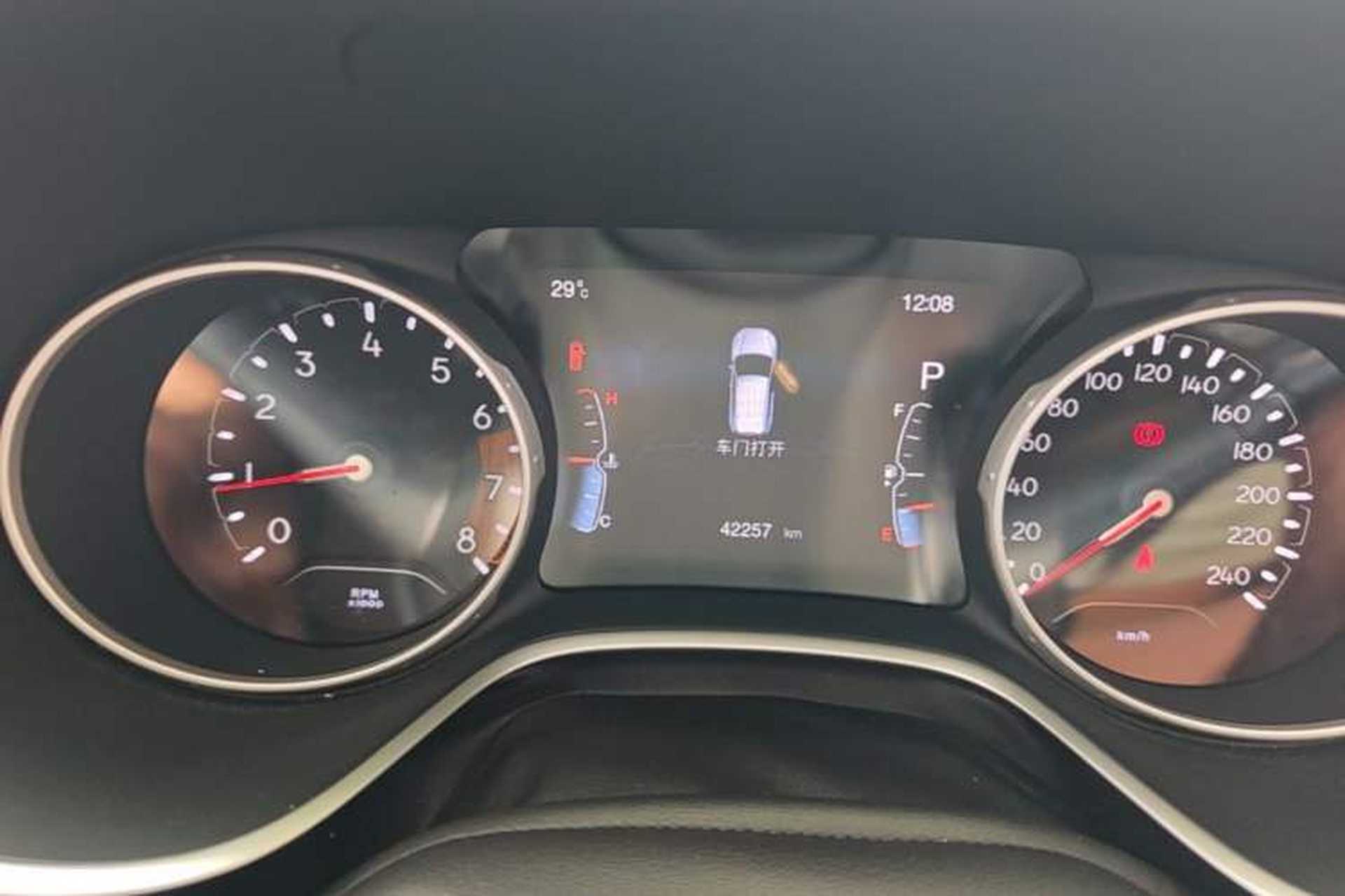 Used Jeep Compass 2017 200T Automatic Family Edition Instrument Cluster