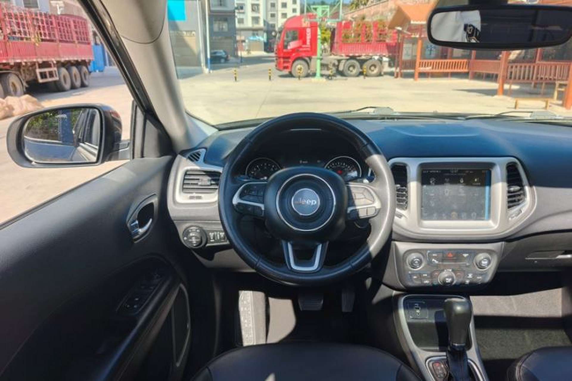 Used Jeep Compass 2017 200T Automatic Family Edition Interior 2