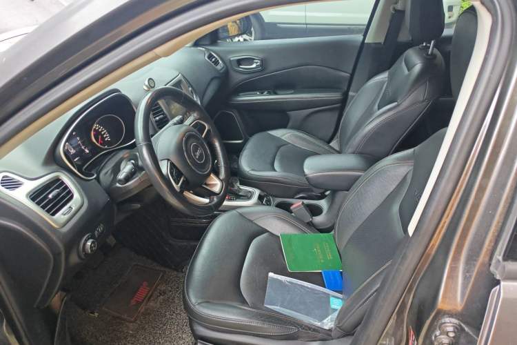 Used Jeep Compass 2017 200T Automatic Family Edition Left Front Seat