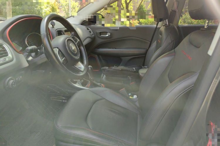 Used Jeep Compass 2017 200TS Automatic High-Performance All-Wheel Drive Edition Left Front Seat