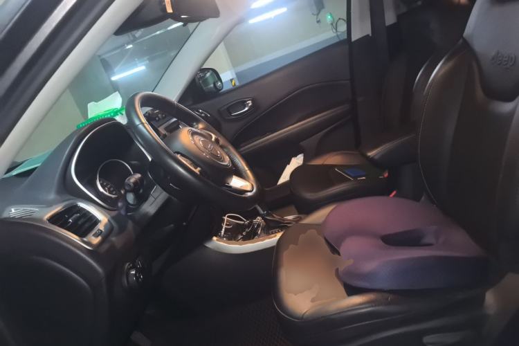 Used Jeep Compass 2017 200T Automatic Family Edition Left Front Seat