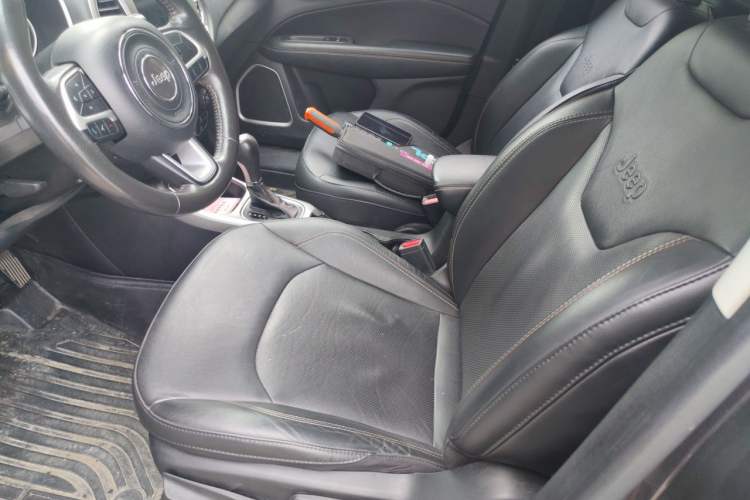 Used Jeep Compass 2017 200T Automatic Family Edition Left Front Seat