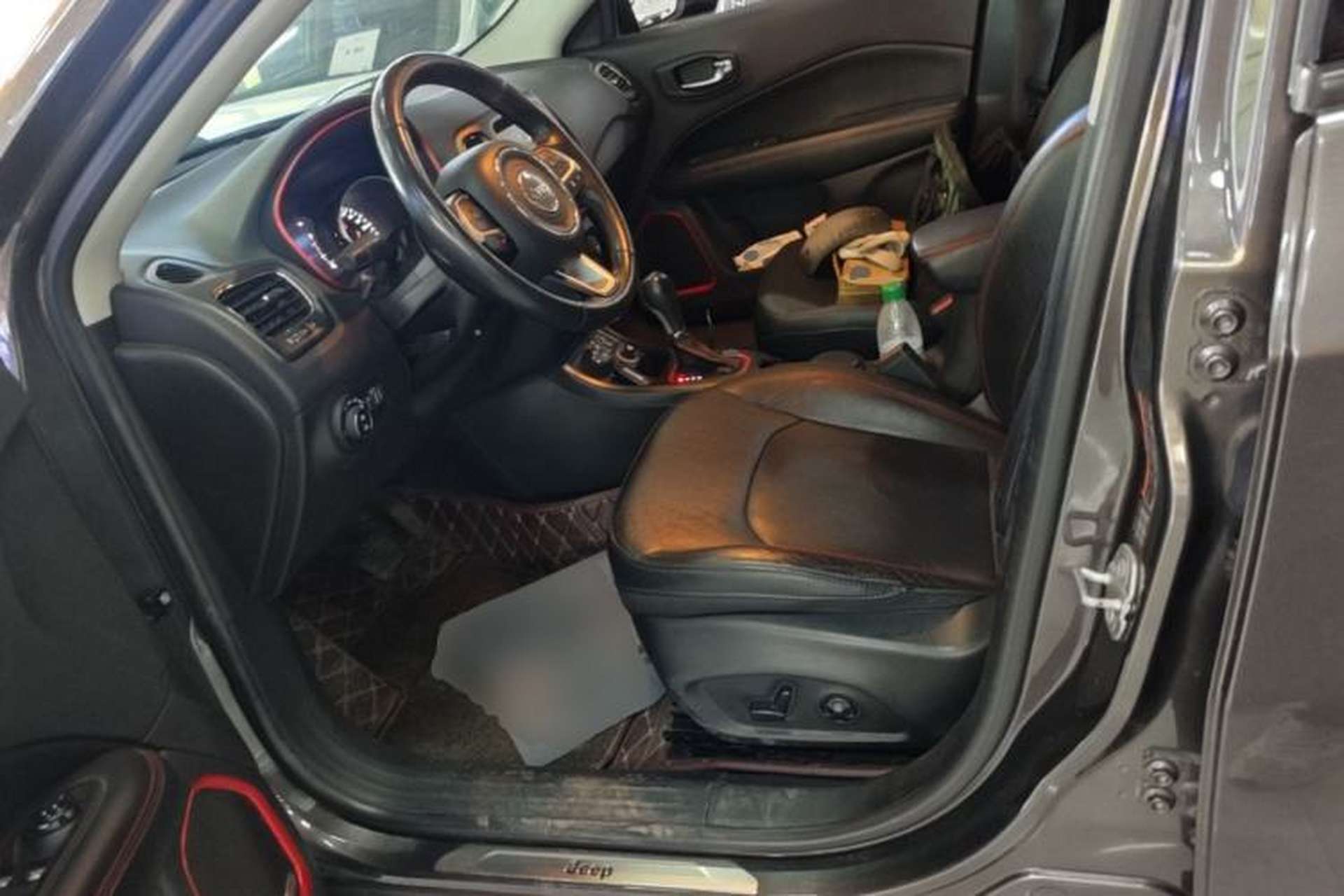 Used Jeep Compass 2017 200TS Automatic High-Performance All-Wheel Drive Edition Left Front Seat