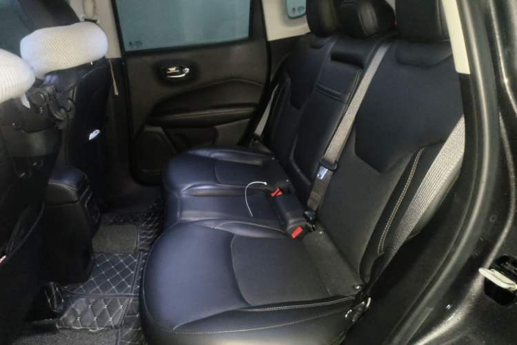 Used Jeep Compass 2017 200T Automatic Enjoyment Version Left Rear Seat