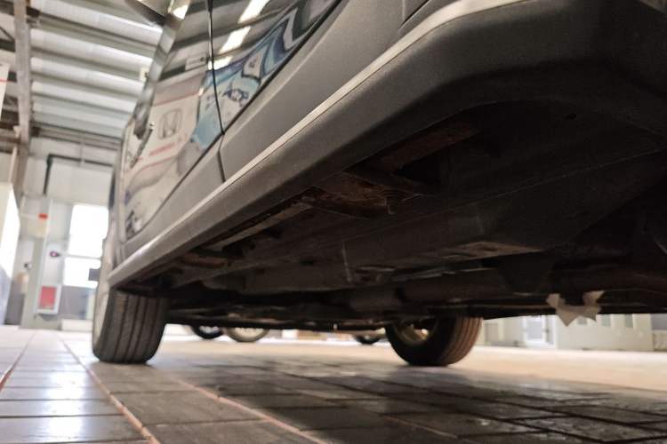 Used Jeep Compass 2017 200T Automatic Family Edition Left Side Sill
