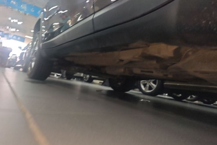 Used Jeep Compass 2017 200TS Automatic High-Performance All-Wheel Drive Edition Left Side Sill
