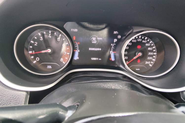 Used Jeep Compass 2017 200T Automatic Family Edition Odometer Close Up