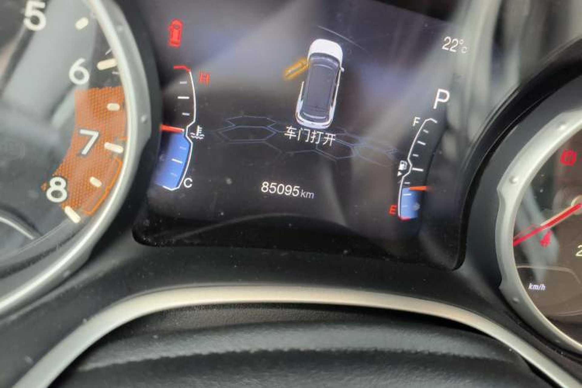 Used Jeep Compass 2017 200T Automatic Family Edition Odometer Close Up