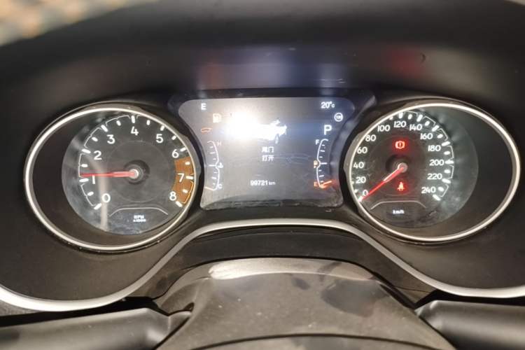 Used Jeep Compass 2017 200T Automatic Family Edition Odometer Close Up