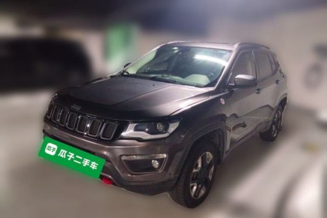 Ojetý Jeep Compass 2017 200TS Automatic High-Performance All-Wheel Drive Edition
