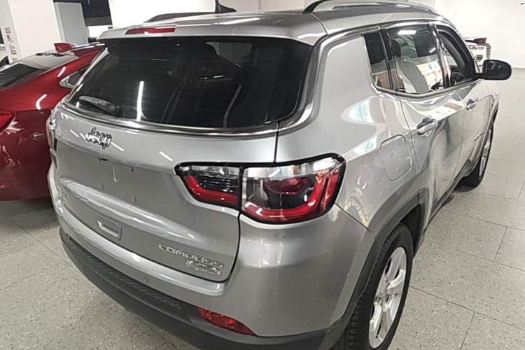 Used Jeep Compass 2017 200T Automatic Family Edition Rear Right 45 Deg