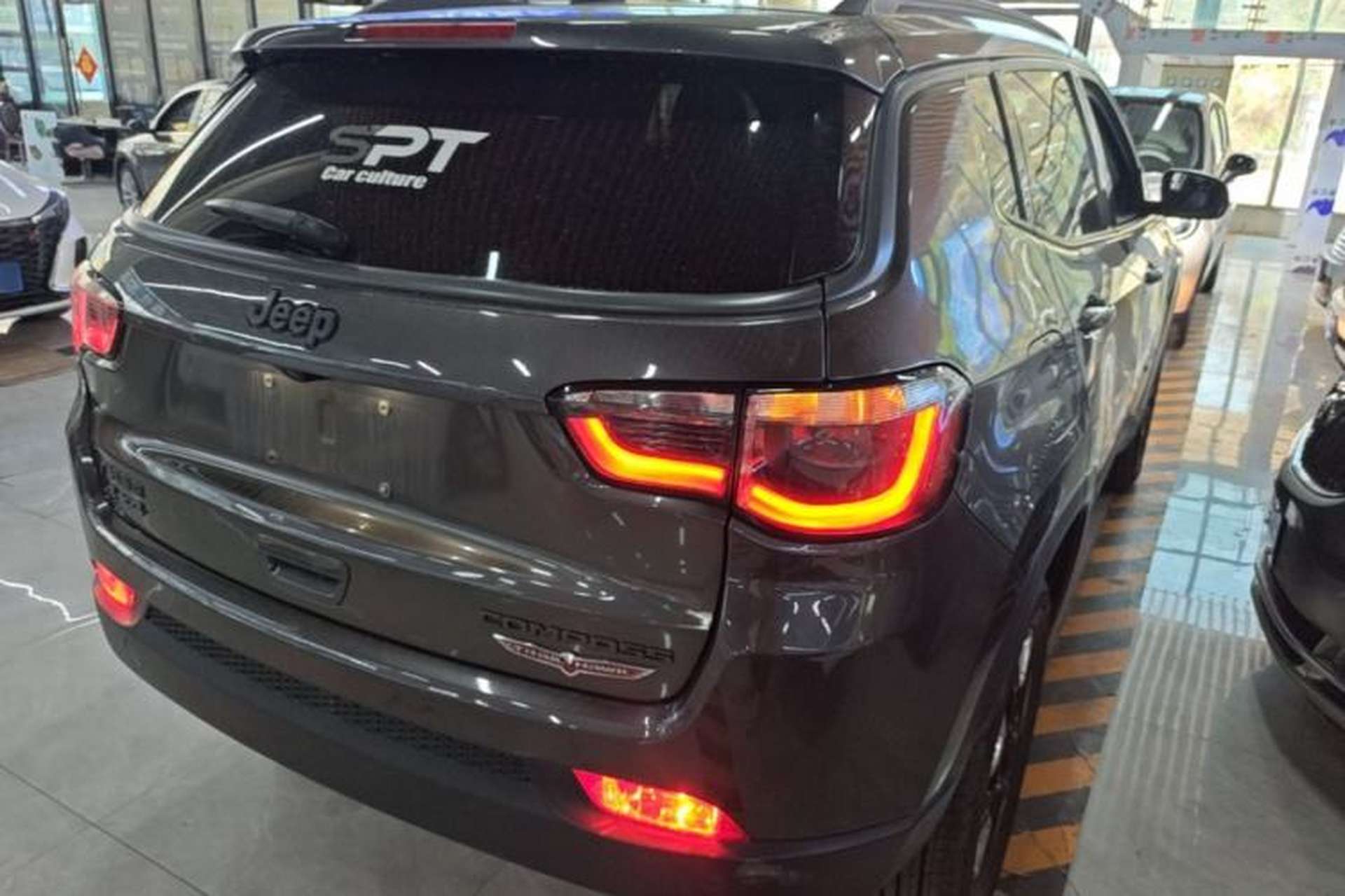 Used Jeep Compass 2017 200TS Automatic High-Performance All-Wheel Drive Edition Rear Right 45 Deg