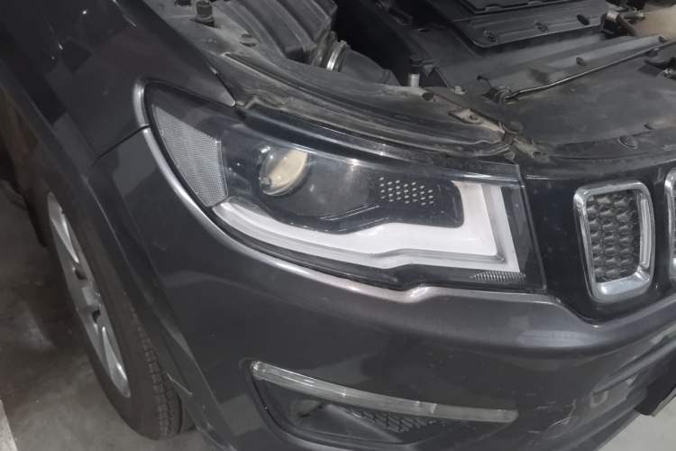 Used Jeep Compass 2017 200T Automatic Family Edition Right Front Headlight
