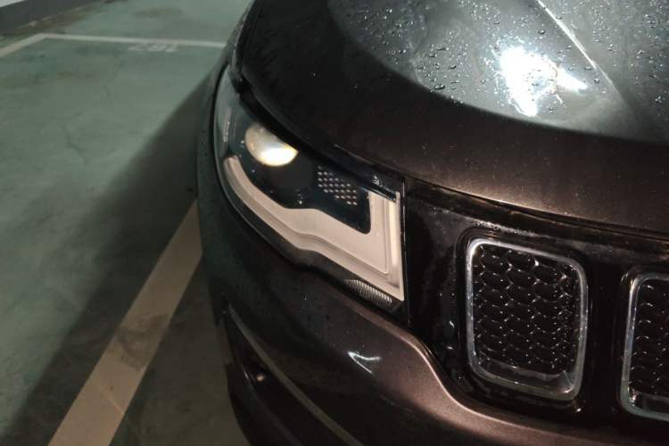 Used Jeep Compass 2017 200T Automatic Family Edition Right Front Headlight