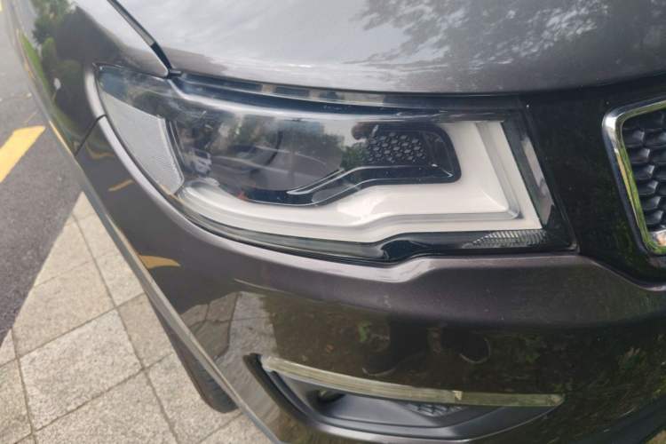 Used Jeep Compass 2017 200T Automatic Family Edition Right Front Headlight