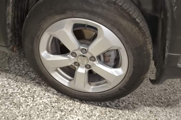 Used Jeep Compass 2017 200T Automatic Family Edition Right Front Wheel Hub
