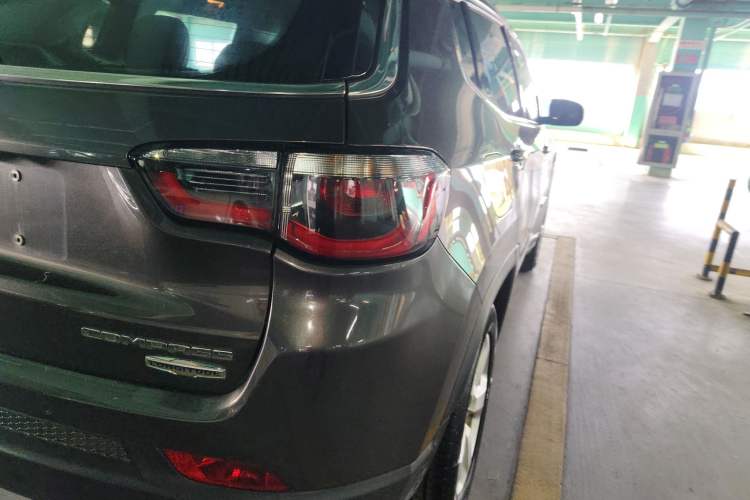 Used Jeep Compass 2017 200T Automatic Family Edition Right Rear Taillight