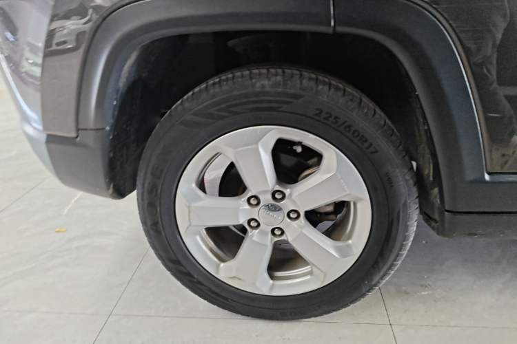 Used Jeep Compass 2017 200T Automatic Enjoyment Version Right Rear Wheel Hub