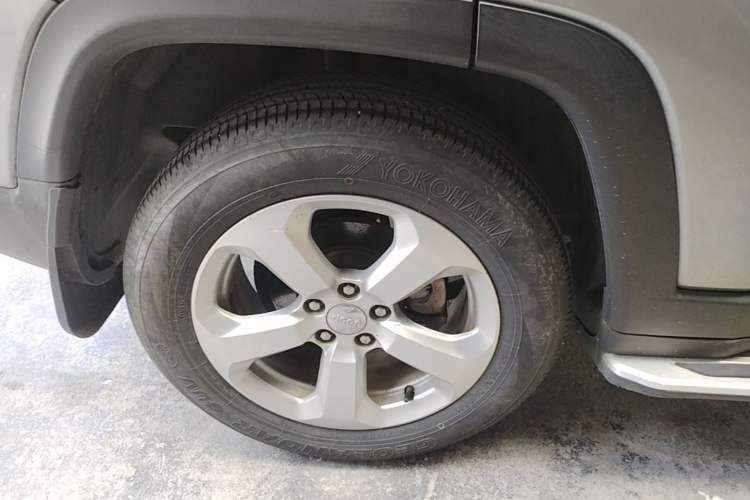 Used Jeep Compass 2017 200T Automatic Enjoyment Version Right Rear Wheel Hub