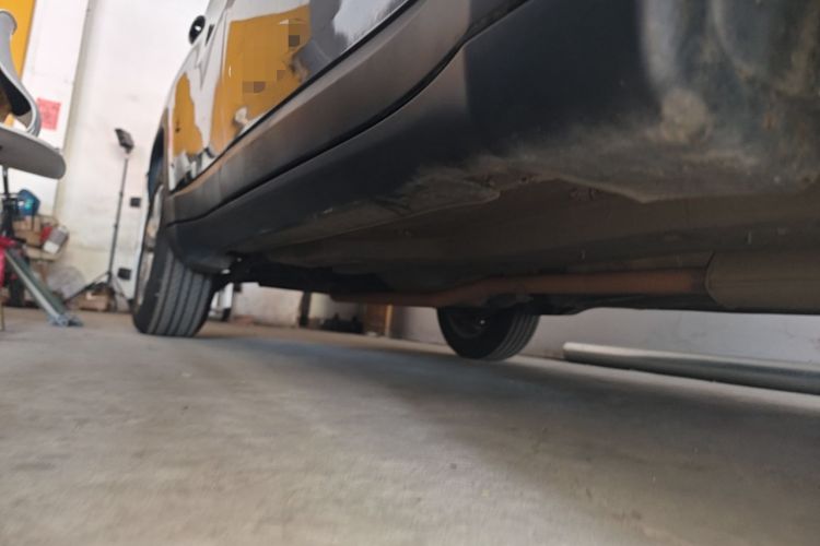 Used Jeep Compass 2017 200T Automatic Family Edition Right Side Sill
