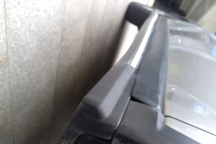 Used Jeep Compass 2017 200T Automatic Prestige Four-Wheel Drive Edition Right Side Sill
