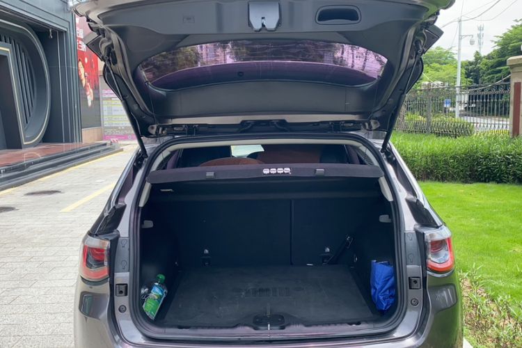 Used Jeep Compass 2017 200T Automatic Family Edition Trunk