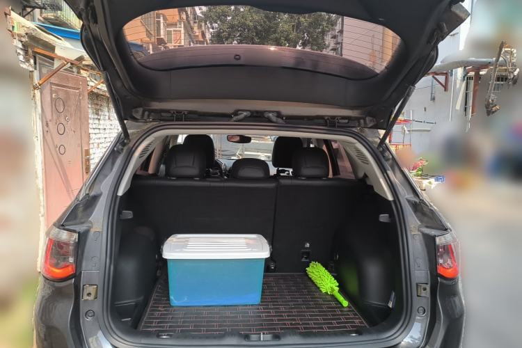 Used Jeep Compass 2017 200T Automatic Enjoyment Version Trunk