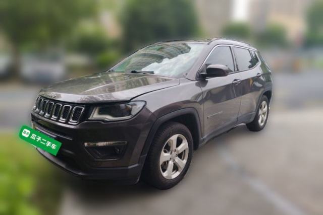 Jeep Compass 2017 200T Automatic Family Edition de segunda mano