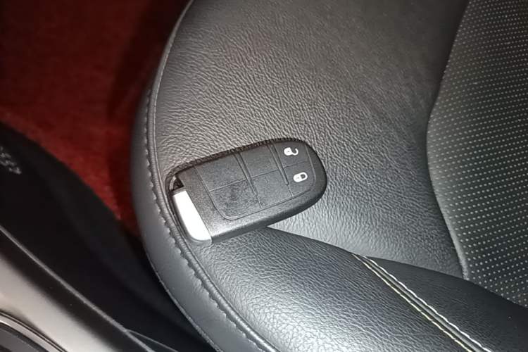 Used Jeep Compass 2017 200T Automatic Family Edition Vehicle Key