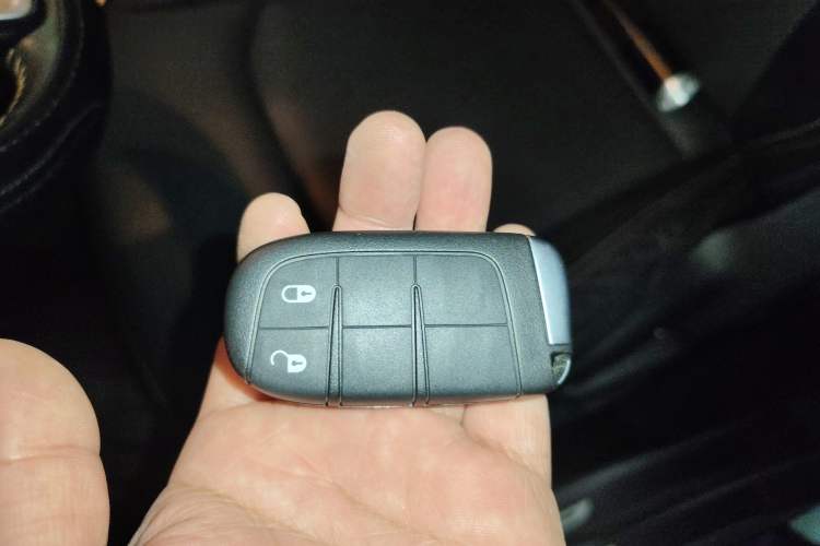 Used Jeep Compass 2017 200T Automatic Family Edition Vehicle Key
