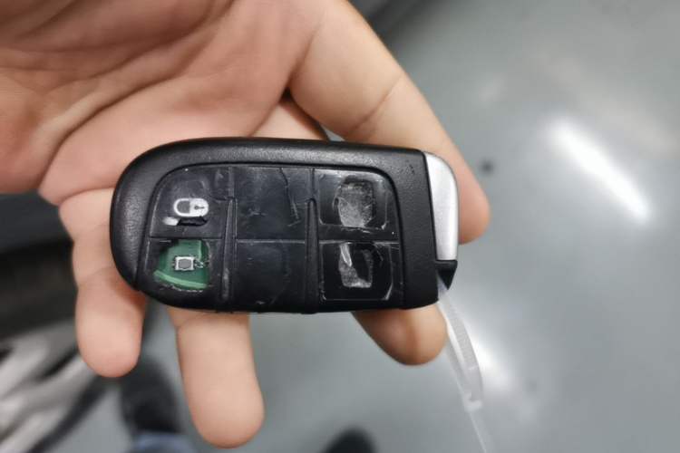 Used Jeep Compass 2017 200T Automatic Family Edition Vehicle Key