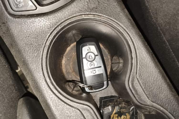 Used Jeep Compass 2017 200T Automatic Family Edition Vehicle Key