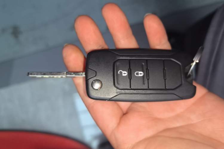 Used Jeep Compass 2017 200T Automatic Enjoyment Version Vehicle Key
