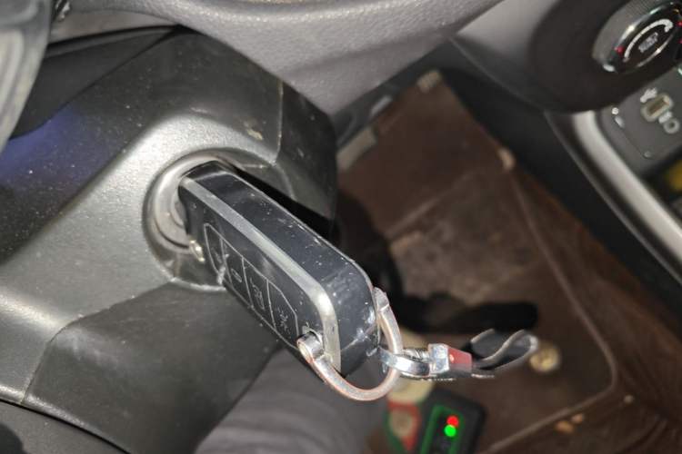 Used Jeep Compass 2017 200T Automatic Enjoyment Version Vehicle Key
