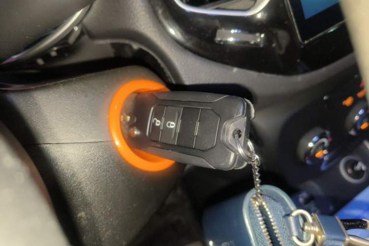 Used Jeep Compass 2017 200T Automatic Enjoyment Version Vehicle Key