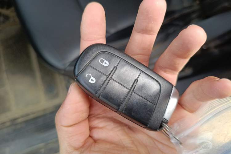 Used Jeep Compass 2017 200T Automatic Family Edition Vehicle Key