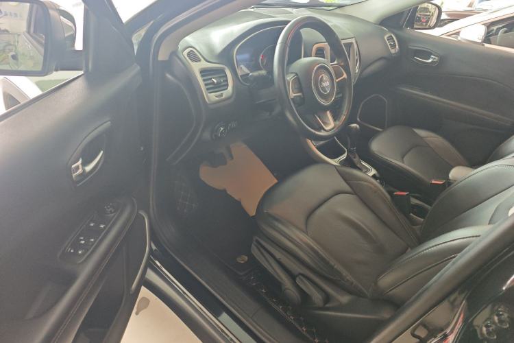 Used Jeep Compass 2017 200T Automatic Family Edition Driver Seat