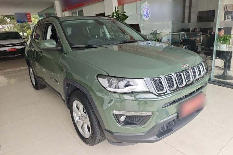 Used Jeep Compass 2017 200T Automatic Family Edition Front Right 45 Deg