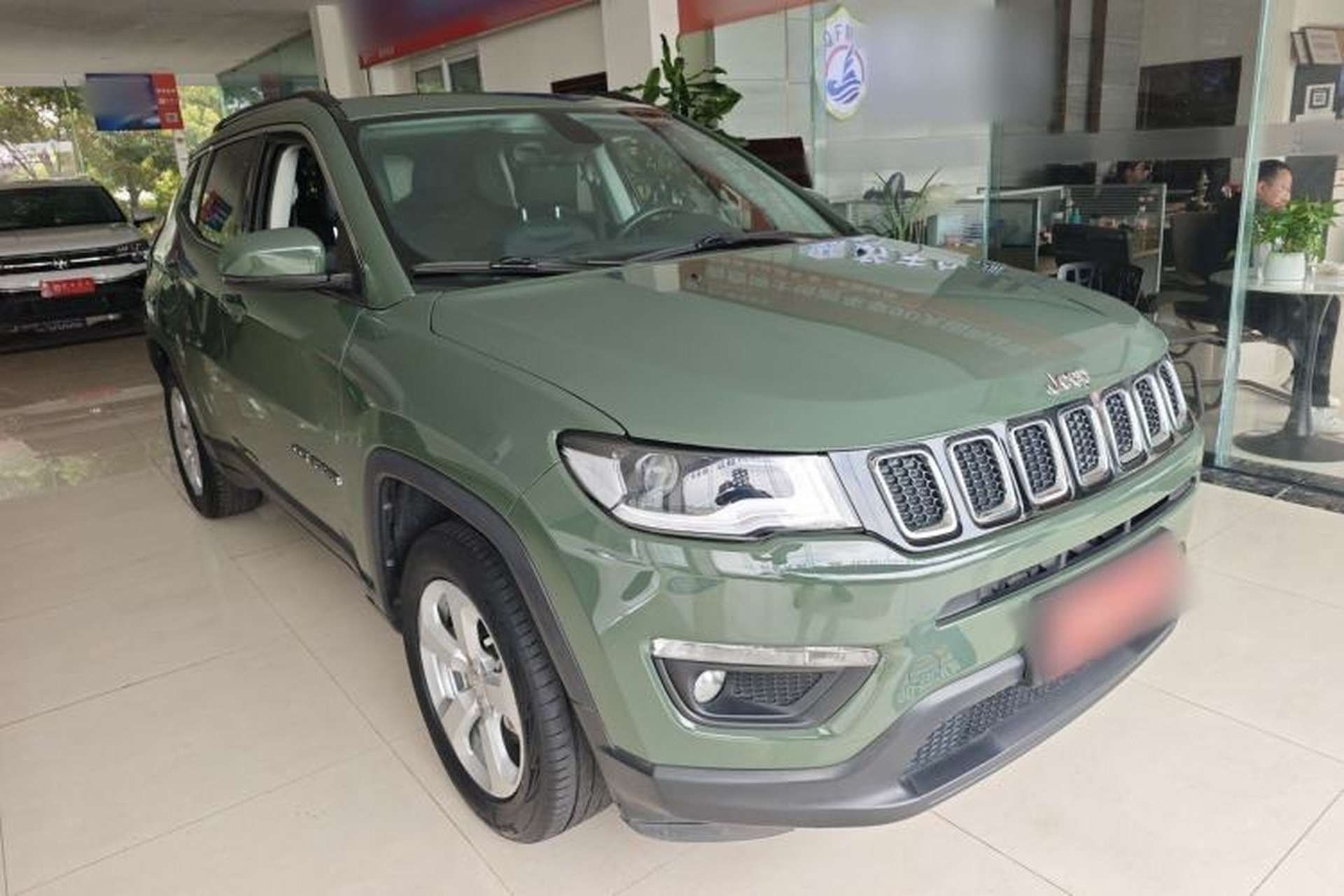Used Jeep Compass 2017 200T Automatic Family Edition Front Right 45 Deg