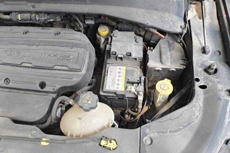 Used Jeep Compass 2017 200T Automatic Family Edition Engine Bay Left