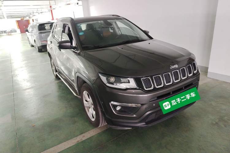 Used Jeep Compass 2017 200T Automatic Family Edition Front Right 45 Deg