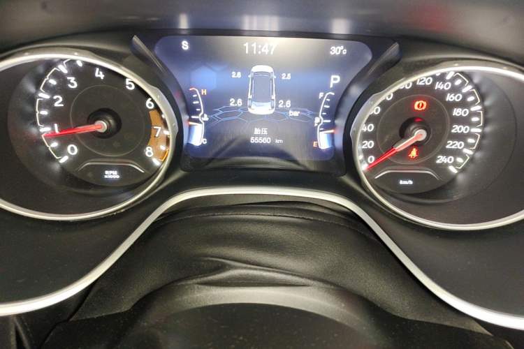 Used Jeep Compass 2017 200T Automatic Family Edition Instrument Cluster