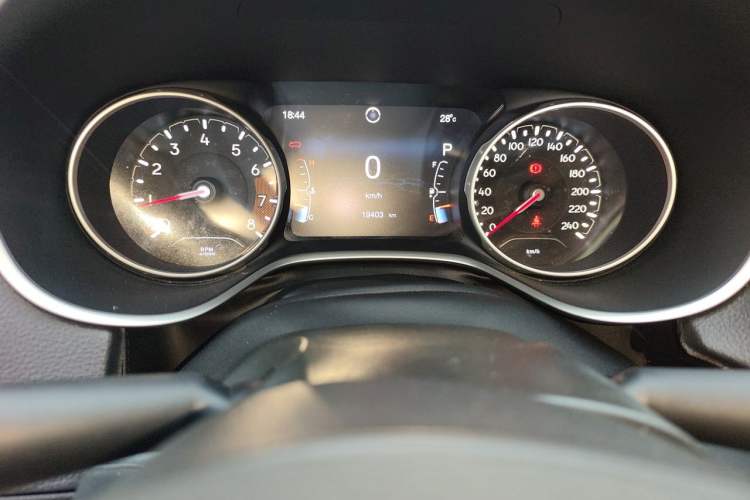 Used Jeep Compass 2017 200T Automatic Family Edition Odometer Close Up