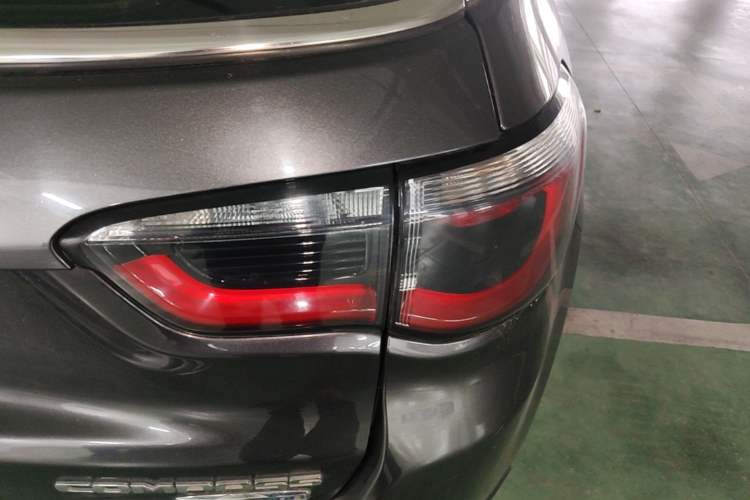 Used Jeep Compass 2017 200T Automatic Family Edition Right Rear Taillight