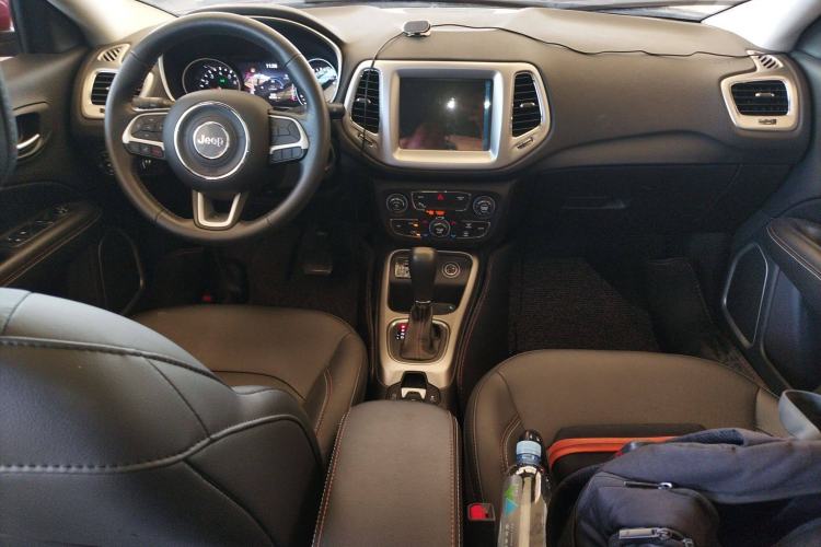 Used Jeep Compass 2017 200T Automatic Family Edition Center Console