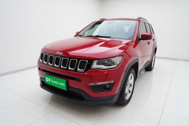 Ojetý Jeep Compass 2017 200T Automatic Family Edition