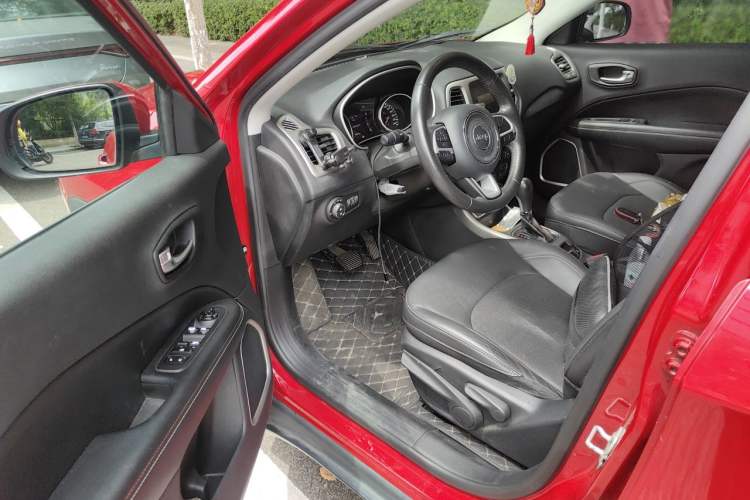 Used Jeep Compass 2017 200T Automatic Family Edition Driver Seat