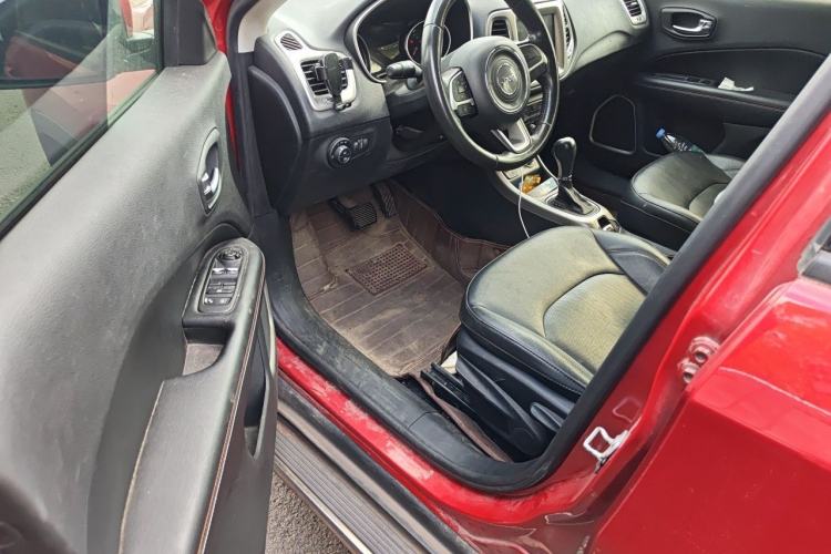 Used Jeep Compass 2017 200T Automatic Family Edition Driver Seat