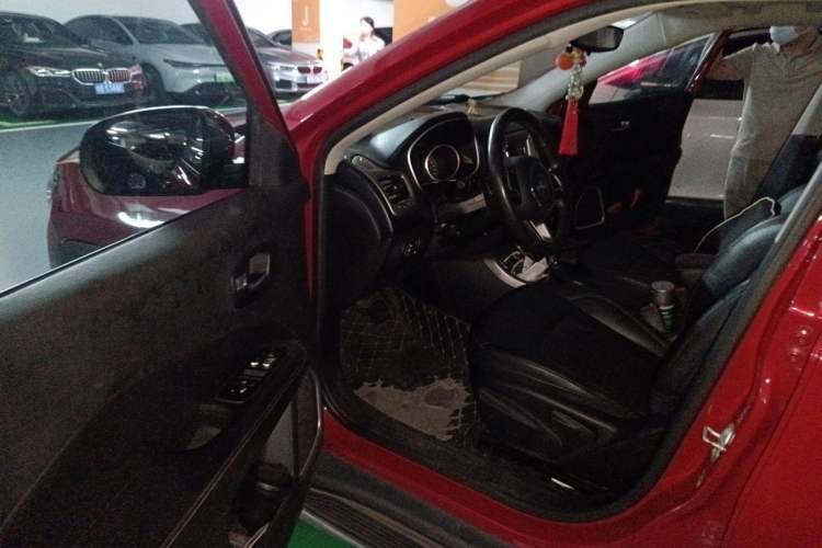 Used Jeep Compass 2017 200T Automatic Family Edition Driver Seat